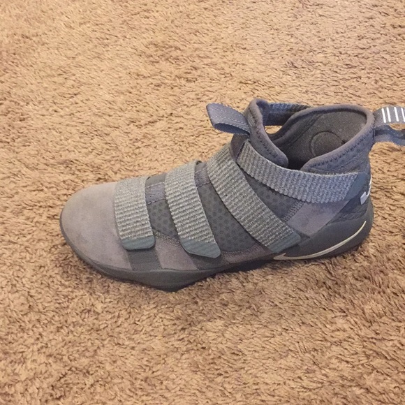 Nike Lebron soldier XI - Picture 1 of 4